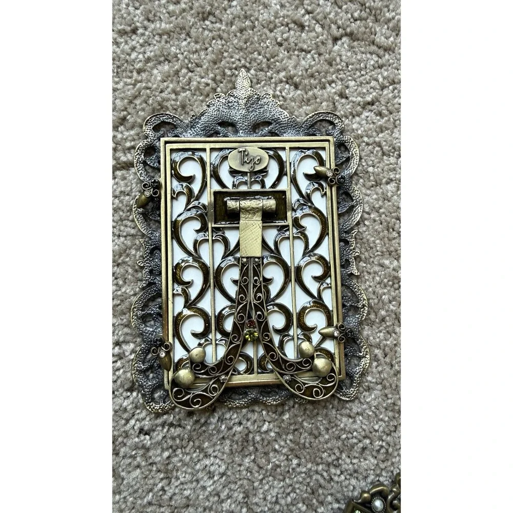Tizo Jeweled Crystal Metal Butterfly Filigree 4x6 Photo Frame Antique Gold